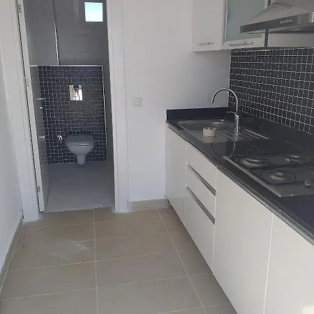 Side Felicia Residence 3 Bedroom Penthouse With Roof Terrace * シダ