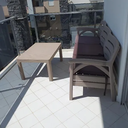 アパート Side Felicia Residence 3 Bedroom Penthouse With Roof Terrace *
