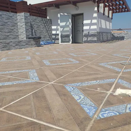 Side Felicia Residence 3 Bedroom Penthouse With Roof Terrace アパート シダ